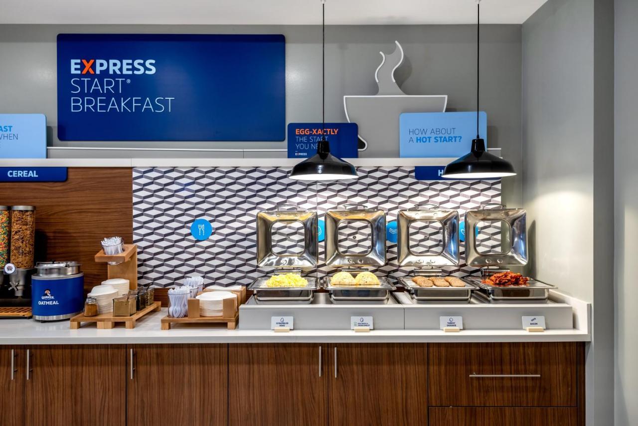 Holiday Inn Express & Suites Santa Ana - Orange County By Ihg Exteriör bild